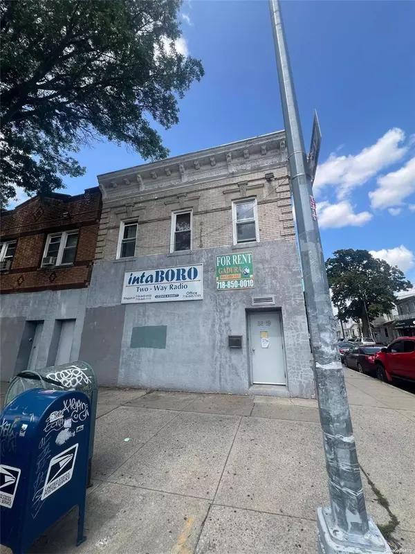 Ozone Park, NY 11416,88-19 101st AVE