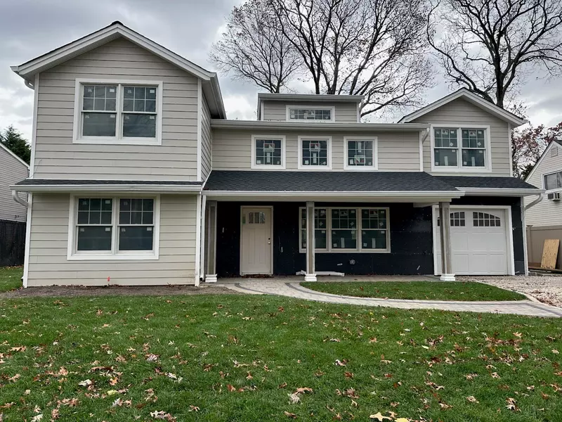 70 Nancy BLVD, Merrick, NY 11566