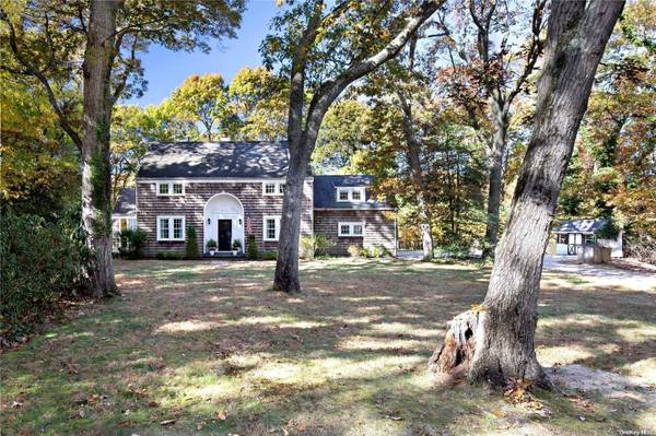 Setauket, NY 11733,9 Highwood RD