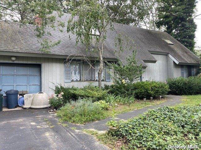 202 Trout Brook LN, Riverhead, NY 11901