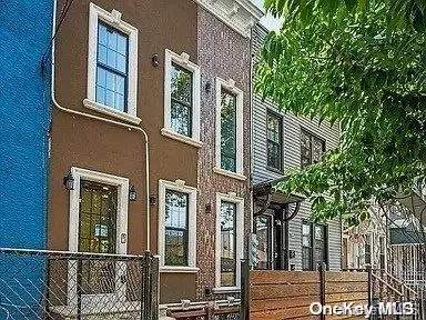 Brooklyn, NY 11208,341 Essex ST