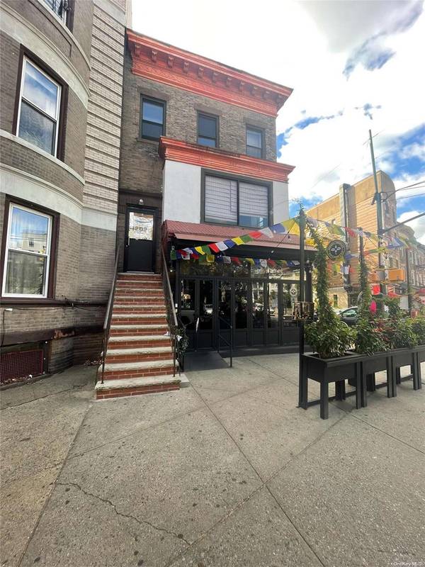 1202 Cortelyou RD, Kensington (brooklyn), NY 11218