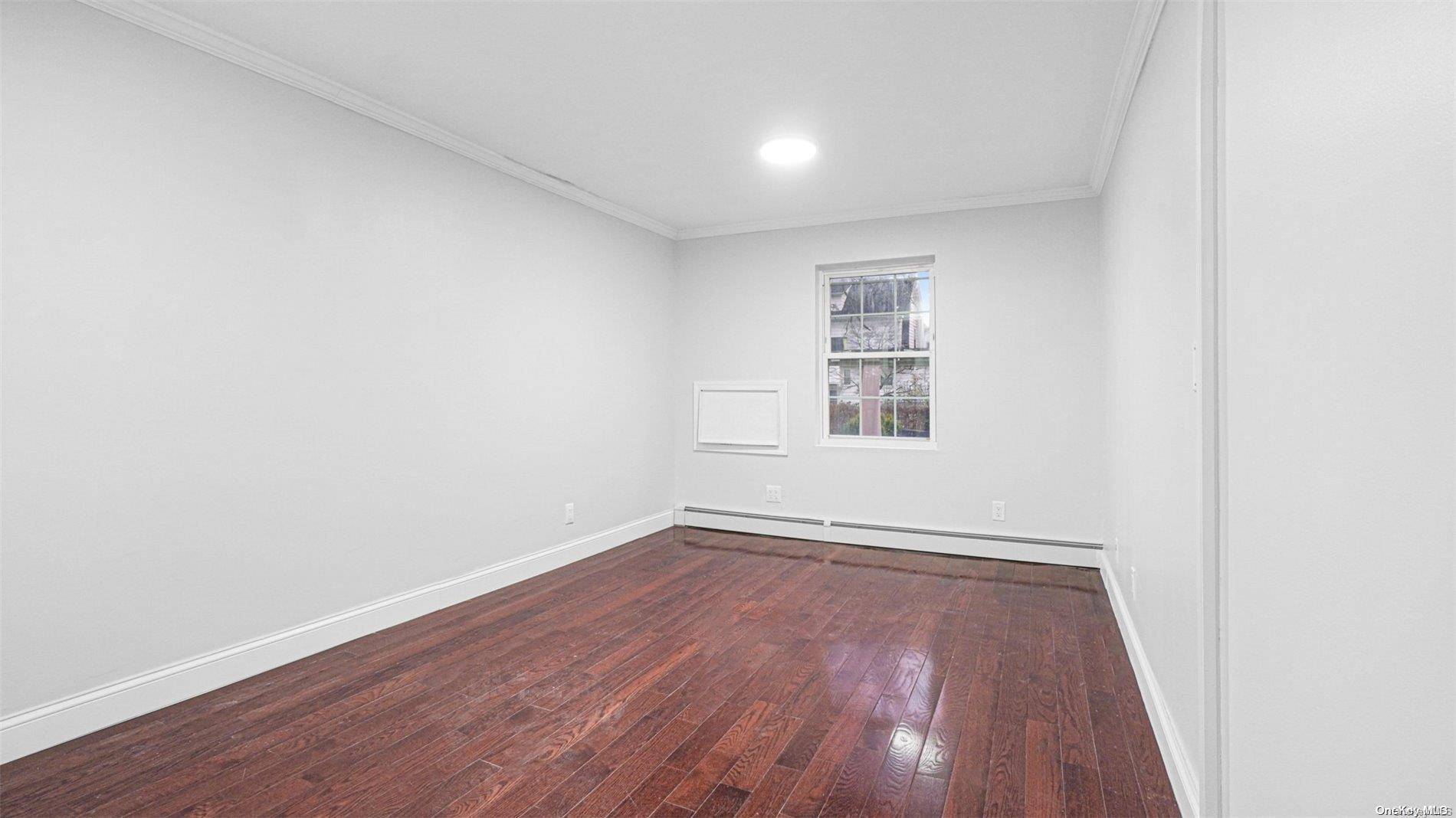 Hollis, NY 11423,194-12 100th AVE