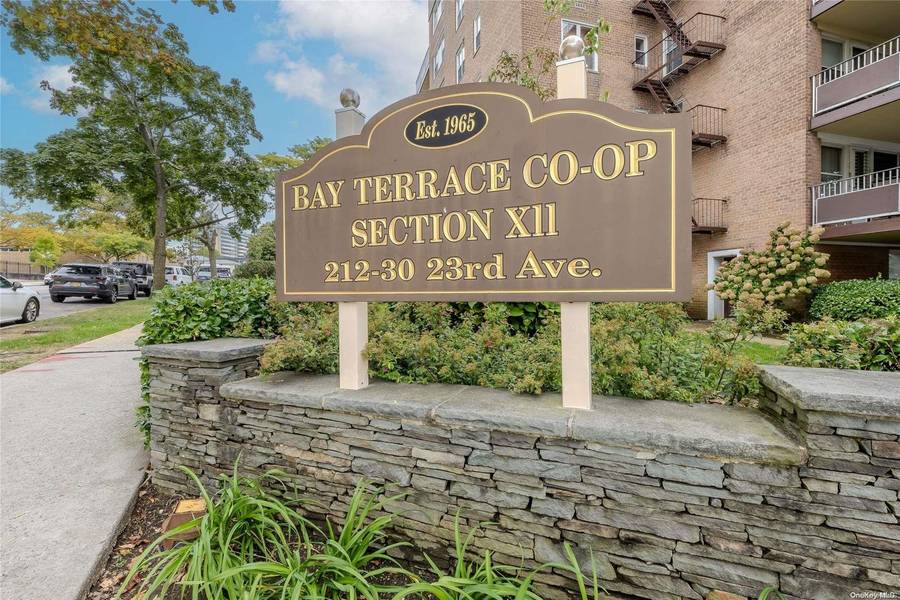 23-20 Bell Blvd #5F, Bayside, NY 11360