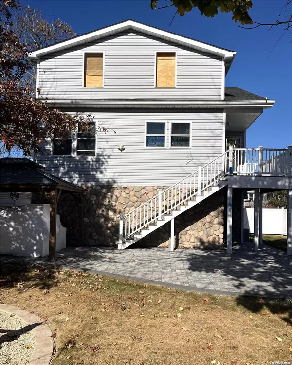 Bellmore, NY 11710,2450 Florin Ct