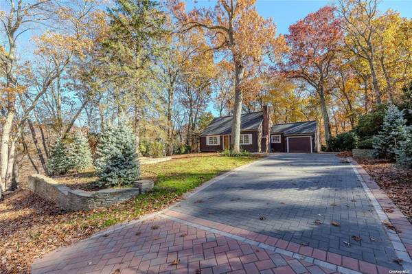 Setauket, NY 11733,61 Thompson Hay PATH