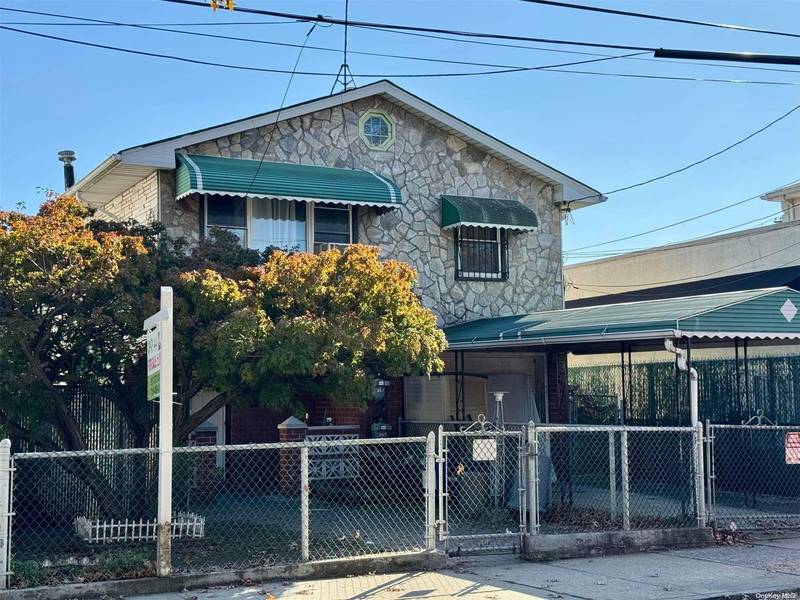 164-12 75th RD, Fresh Meadows, NY 11366