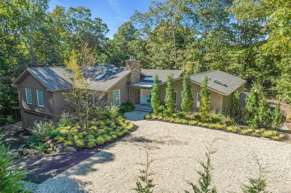 Hampton Bays, NY 11946,16 Rsmorw CT