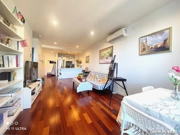 3260 106th ST #3E,  East Elmhurst,  NY 11369