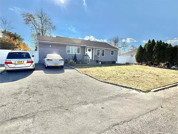 Brentwood, NY 11717,52 Perry ST