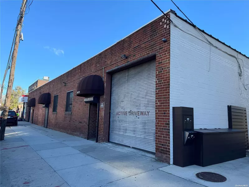 34-51 Vernon BLVD, Long Island City, NY 11106