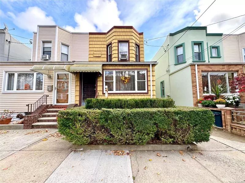 62-30 60th DR, Maspeth, NY 11378