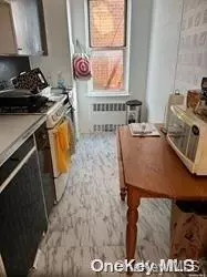 Forest Hills, NY 11375,65-15 Yellowstone Blvd #5H