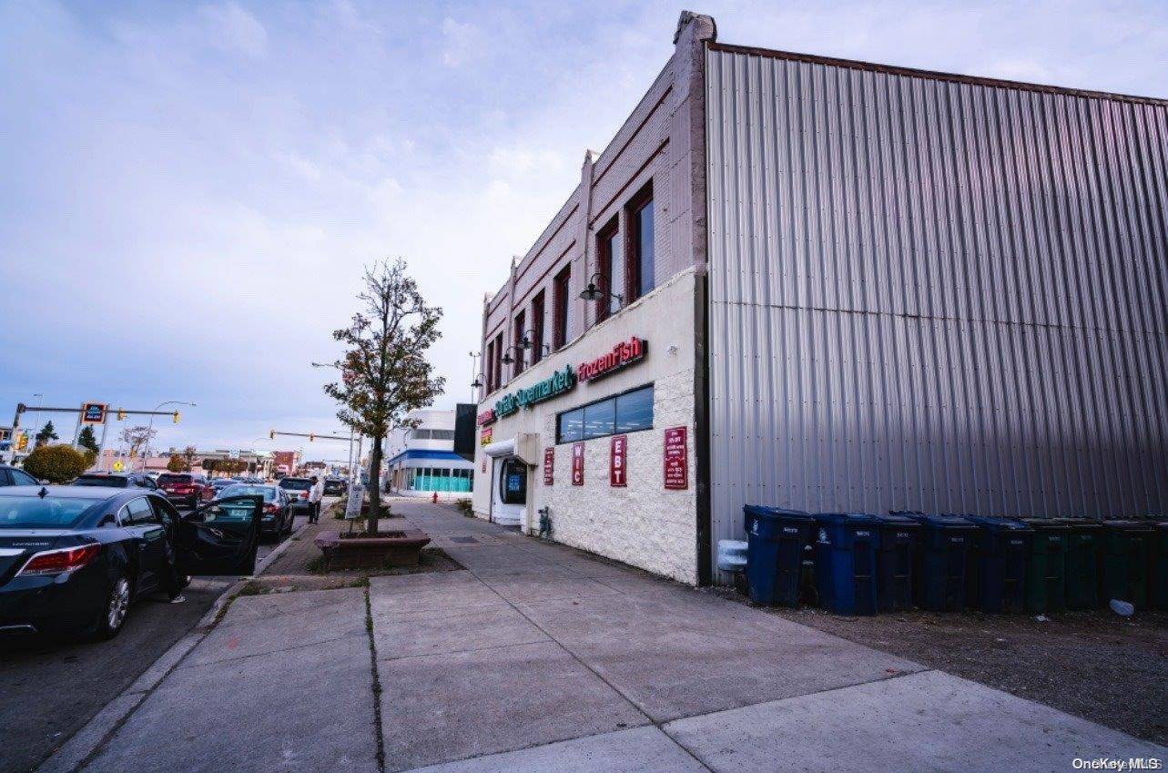 Out Of Area Town, NY 14212,975 Broadway