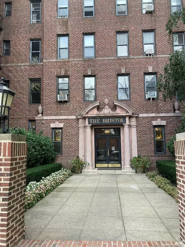 78-14 Austin ST #4G, Forest Hills, NY 11375