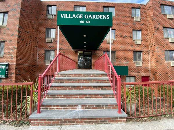 66-60 80th ST #302, Middle Village, NY 11379