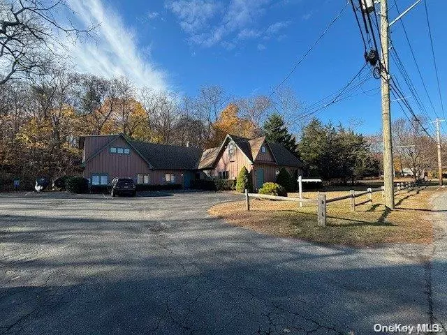 Setauket, NY 11733,100 North Country RD #B