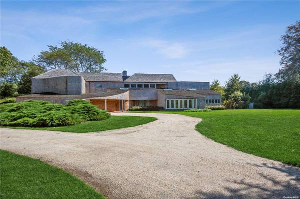 33 Ocean AVE, East Hampton, NY 11937