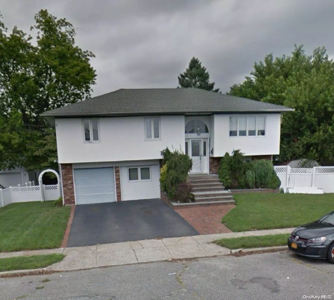 Hicksville, NY 11801,148 3rd ST