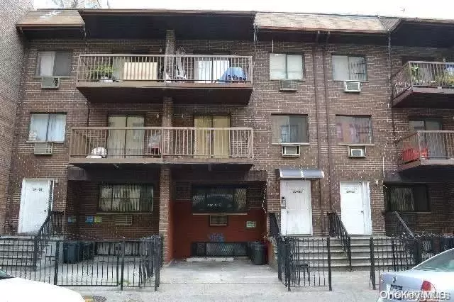 37-55 88th ST, Jackson Heights, NY 11372