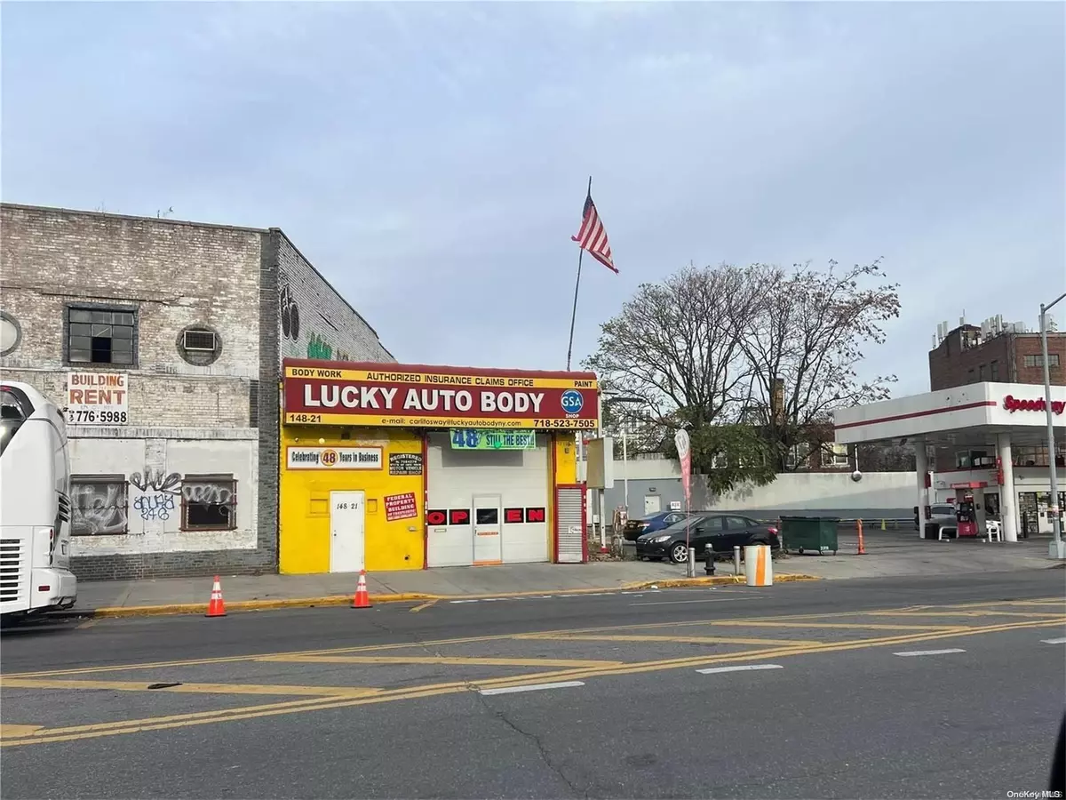Jamaica, NY 11435,148-21 Liberty AVE