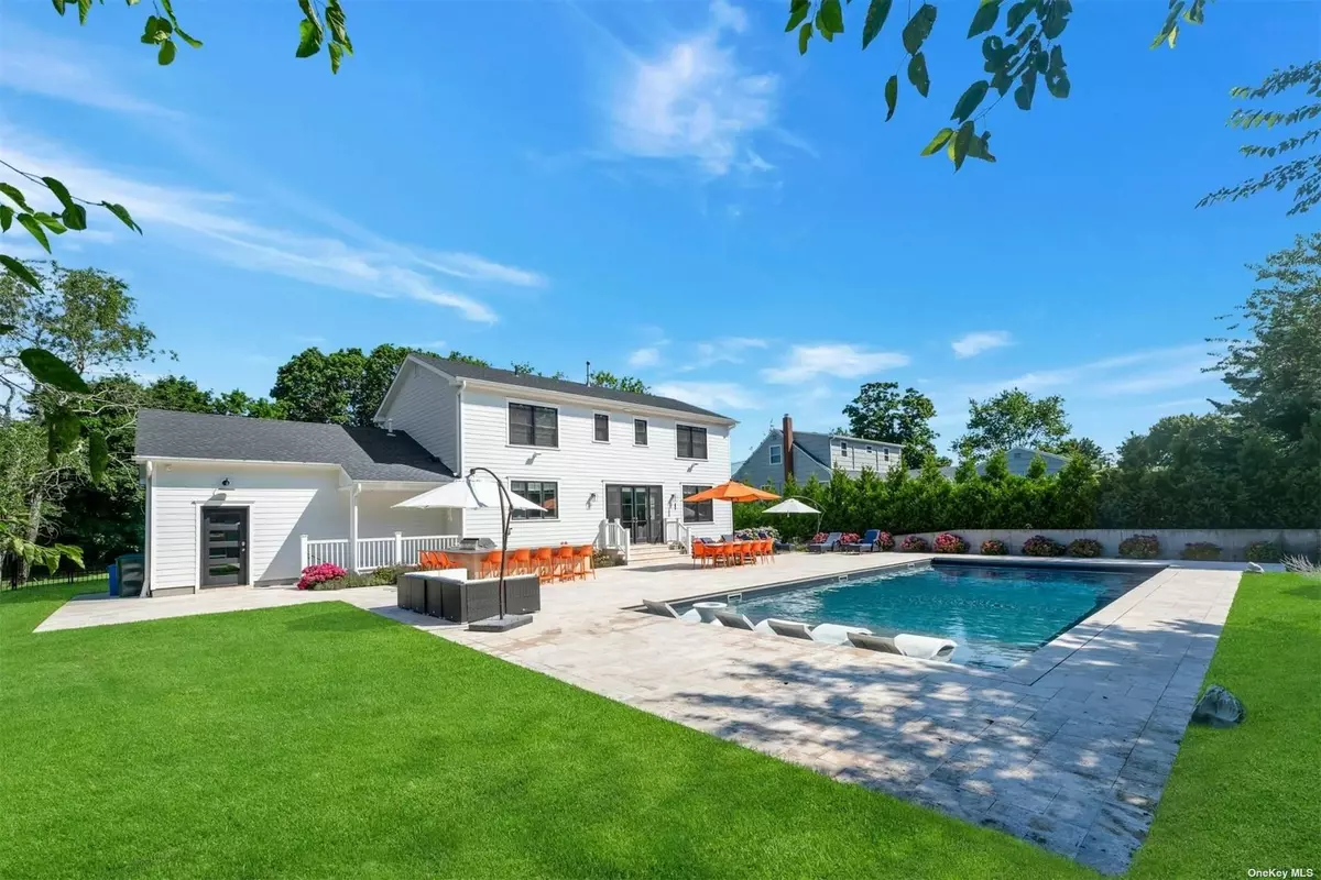 Greenport, NY 11944,165 Marine PL