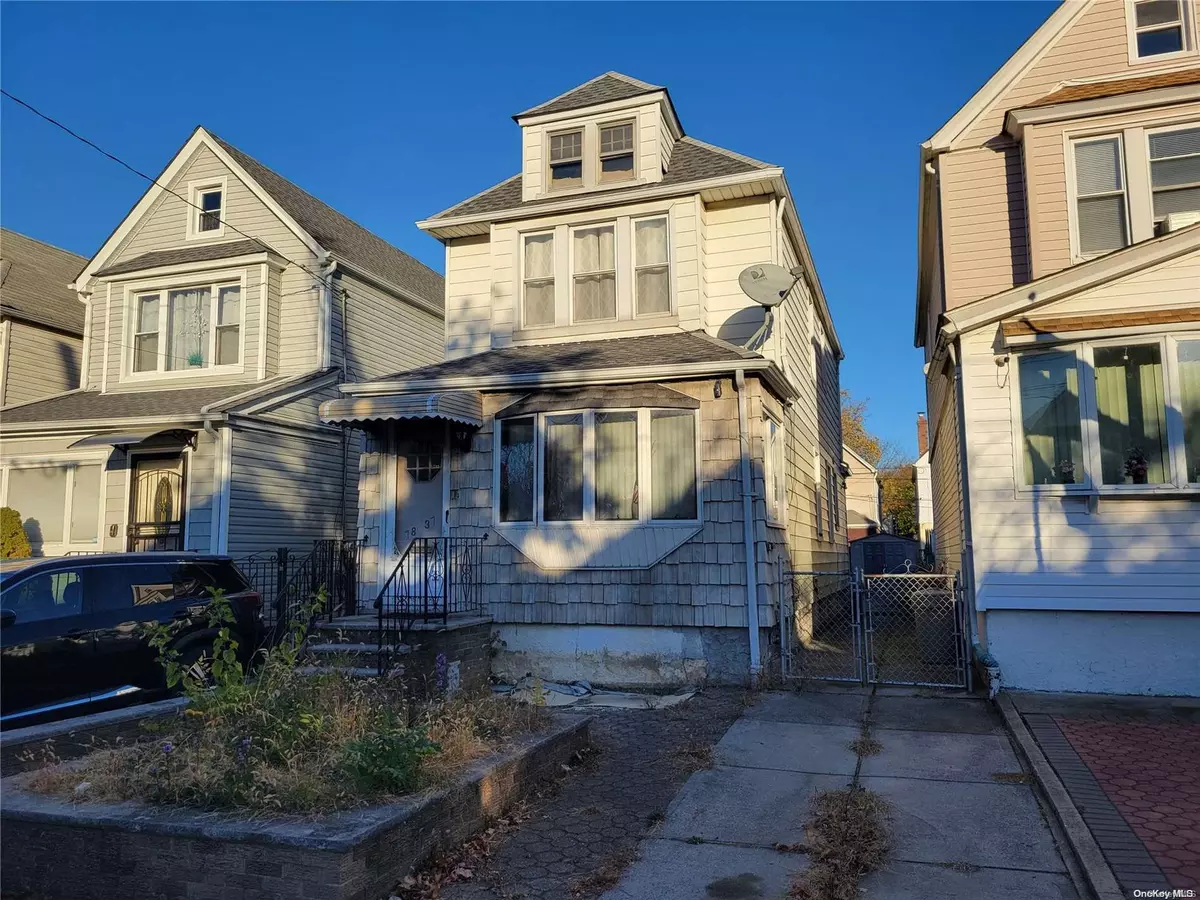 Glendale, NY 11385,78-37 64th PL