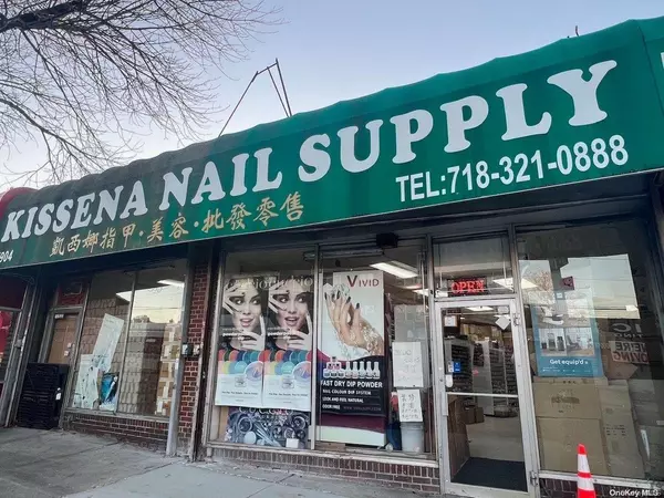 Flushing, NY 11355,59-04 Kissena Blvd