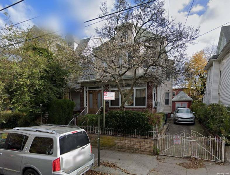 563 E 32nd ST, East Flatbush, NY 11203