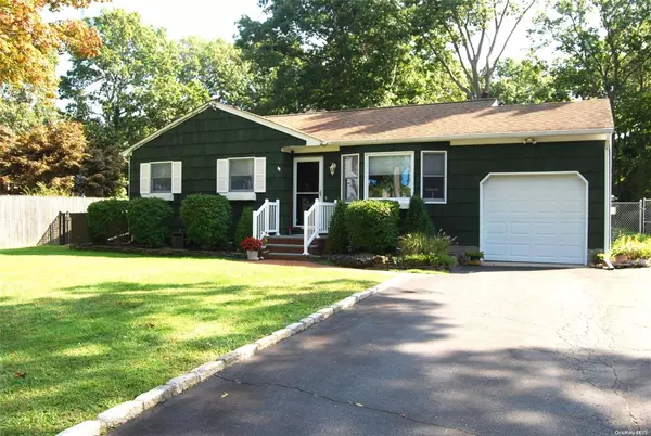 Holbrook, NY 11741,155 Patchogue Holbrook RD