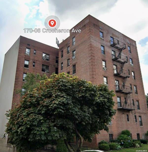 Flushing, NY 11358,170-06 Crocheron AVE #2C