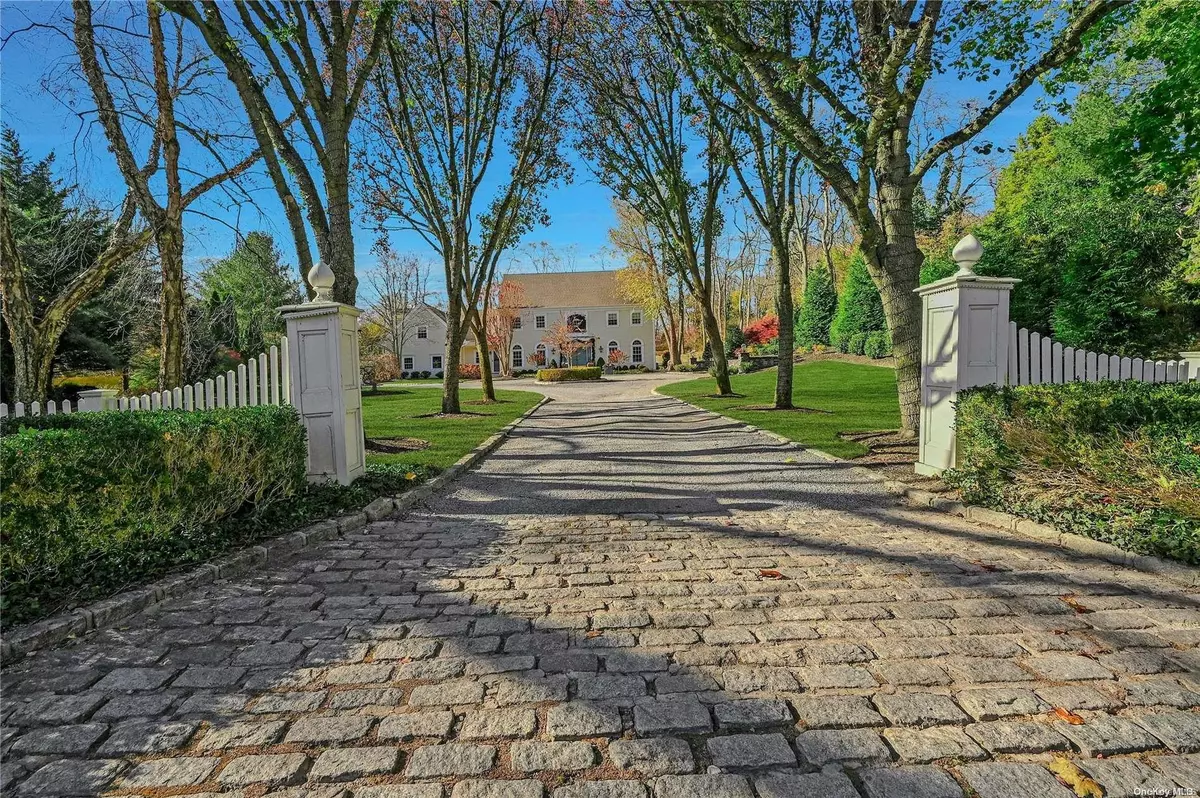 Lloyd Harbor, NY 11743,12 Knutson CT