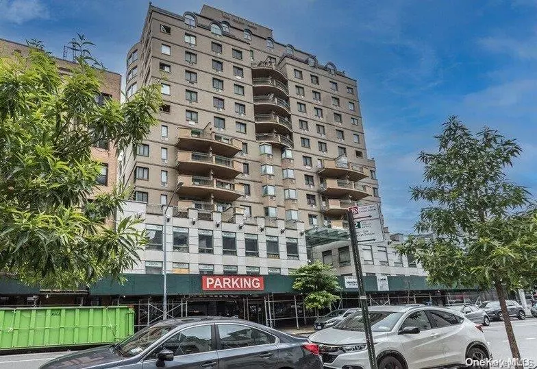 133-47 Sanford AVE #1H, Flushing, NY 11355