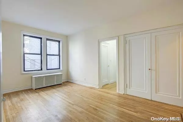 Kew Gardens, NY 11415,115-25 84 AVE #6J