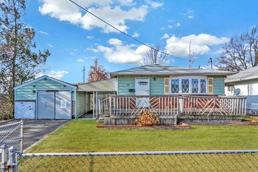 133 S 7th ST, Bethpage, NY 11714