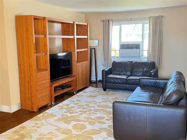 Queens Village, NY 11427,221-17 Braddock AVE #2 flr