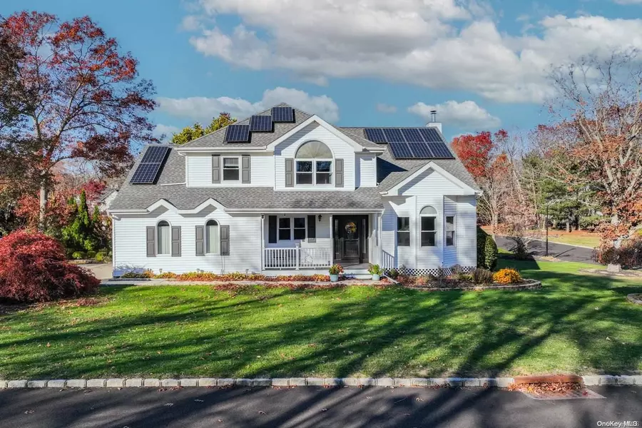 25 Wisconsin AVE, Port Jefferson Station, NY 11776