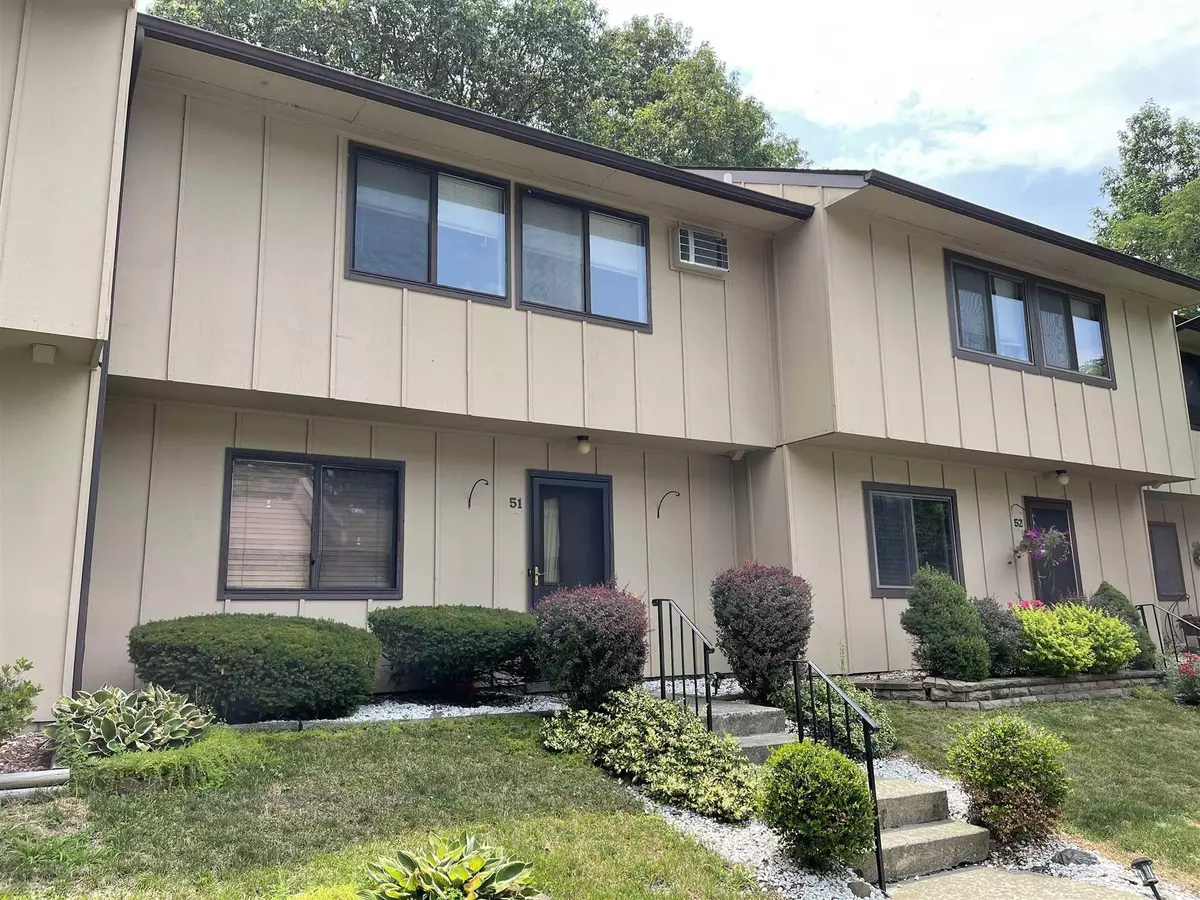 Poughkeepsie, NY 12601,51 HUDSON HEIGHTS DR