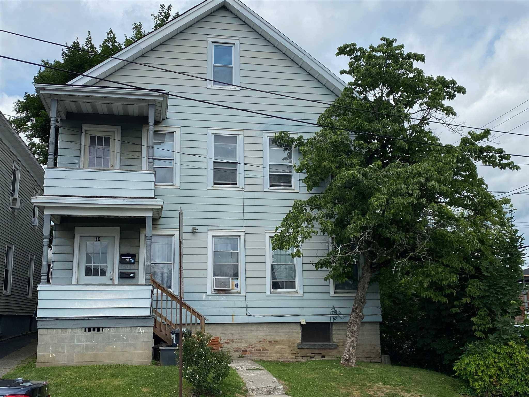 16 PARK PL, Poughkeepsie, NY 12601
