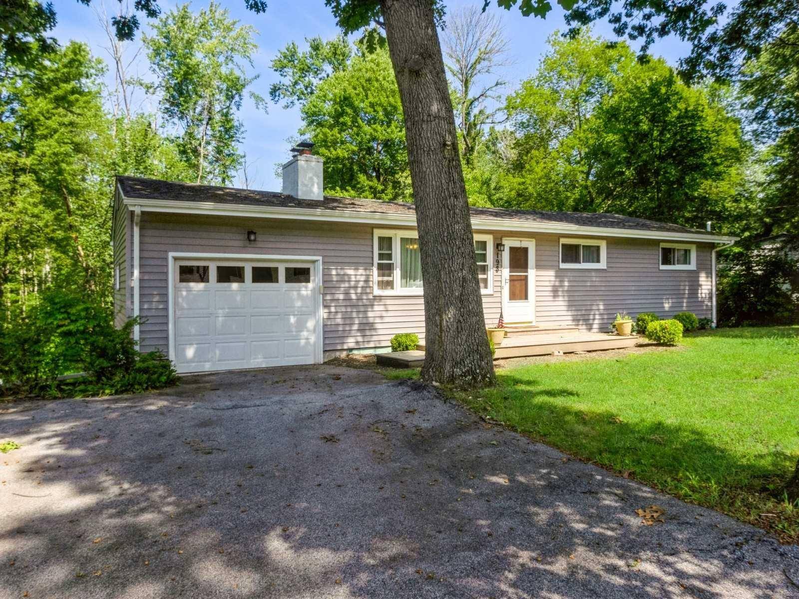 198 ROOSEVELT RD, Hyde Park, NY 12538