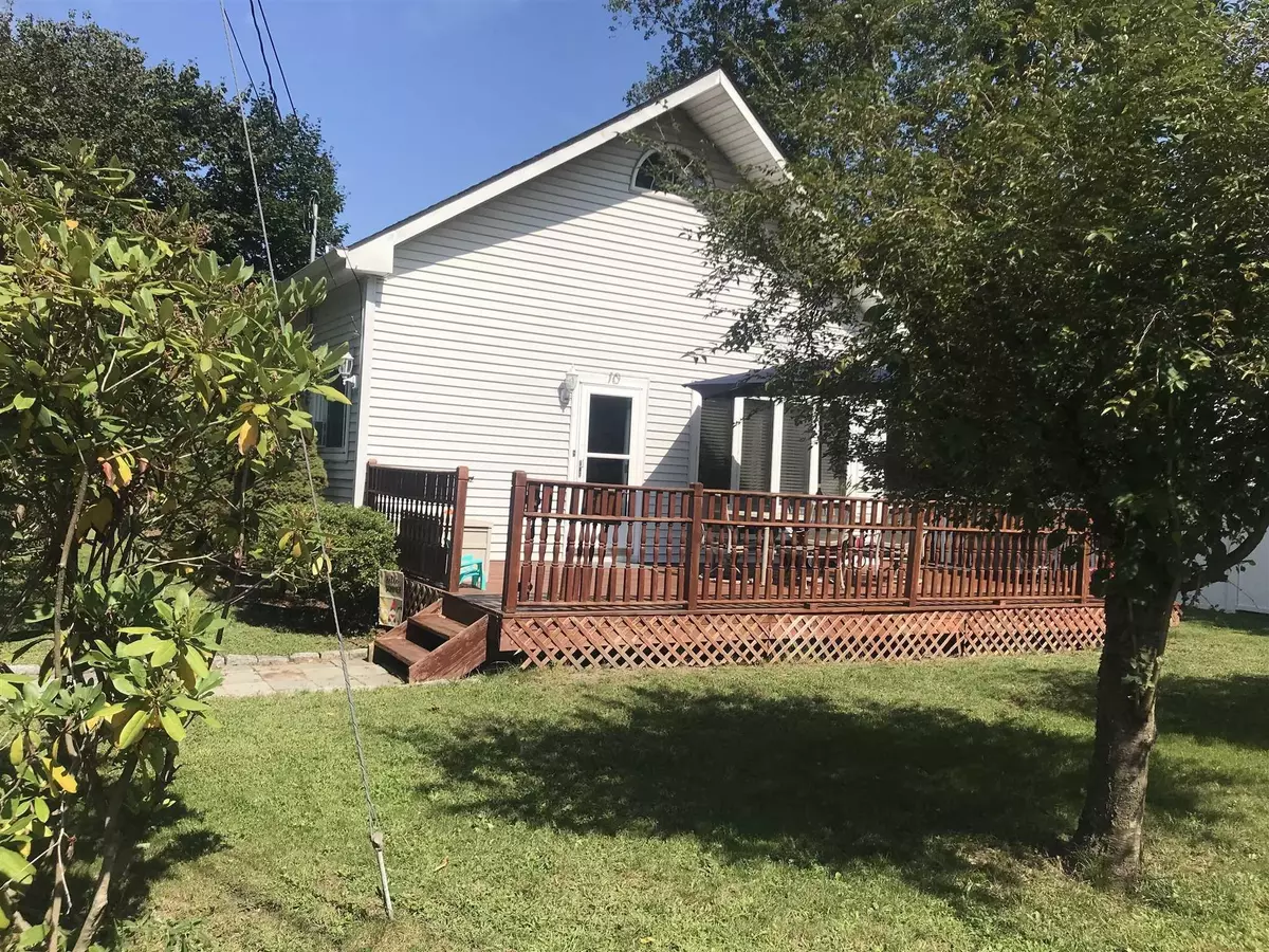 Hopewell Junction, NY 12533,10 SPRUCE LN