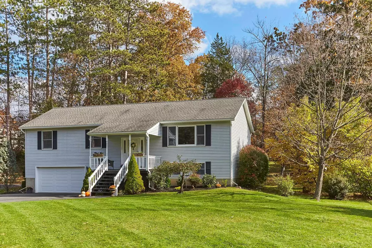 Rhinebeck, NY,18 EDGEWOOD DR