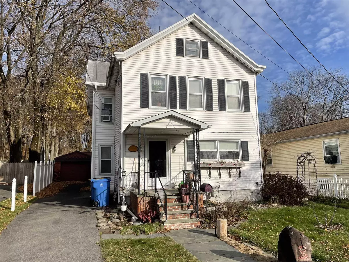 Kingston, NY 12401,44 LINDSLEY AVE