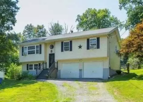 Beacon, NY 12508,152 BELVEDERE RD