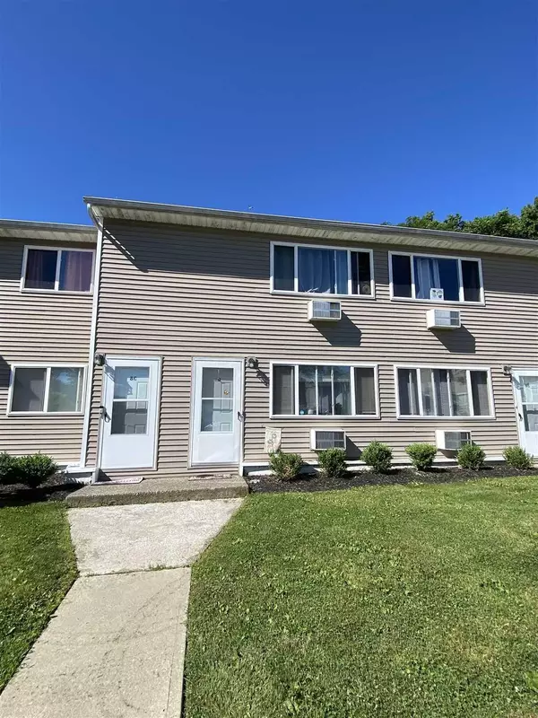 8 FISHKILL GLENN #8 D, Fishkill, NY 12524