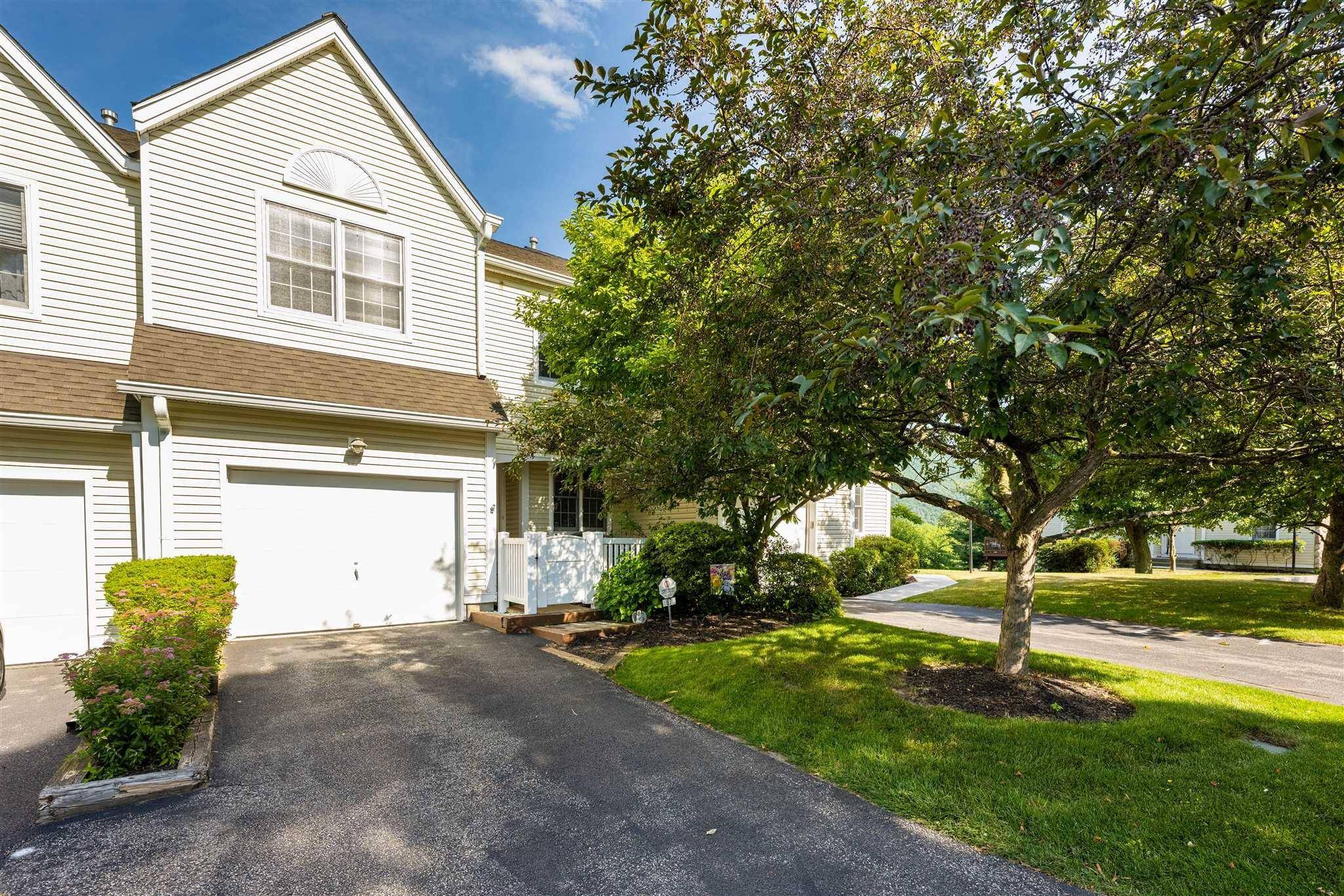 67 SPRUCE RIDGE DR, Fishkill, NY 12524