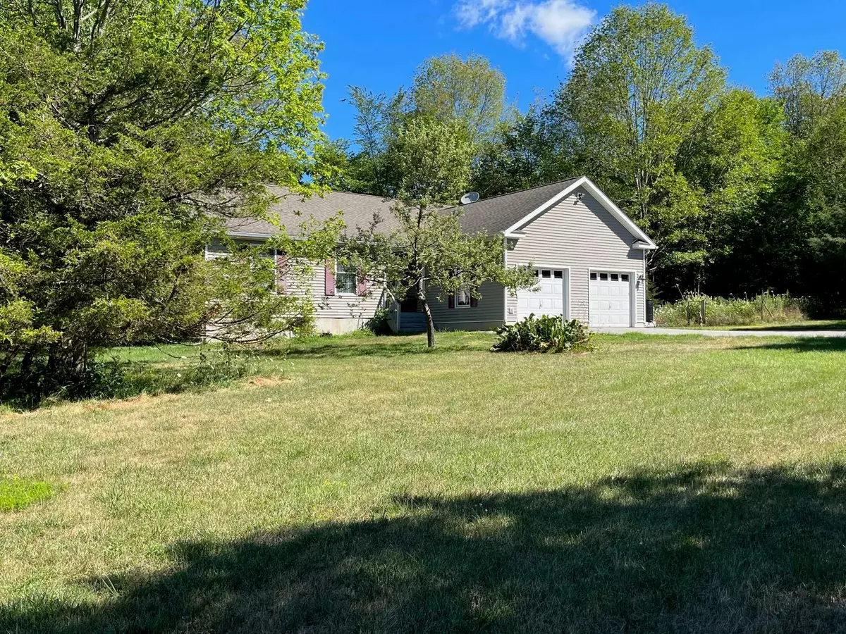 Pine Plains, NY 12567,6 SHELDON DR