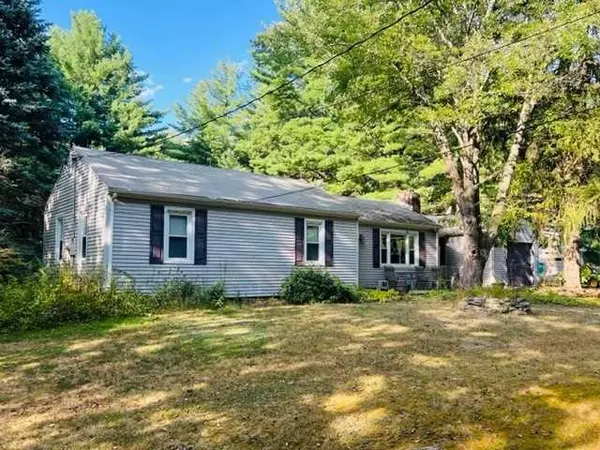 Pleasant Valley, NY 12569,4 NELSON RD