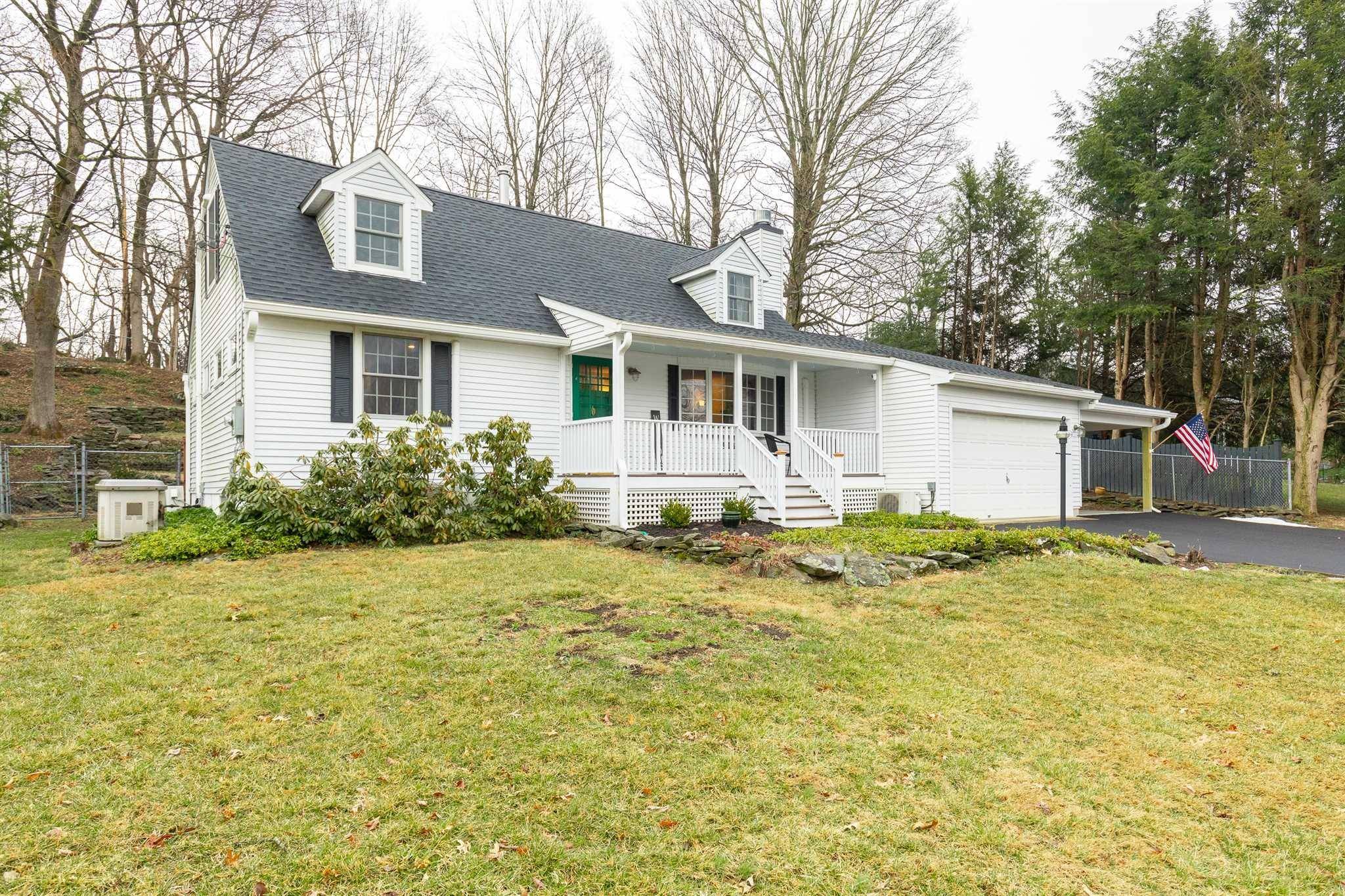 25 STARR DR, Rhinebeck, NY 12572