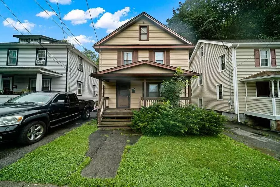 9 WEED ST, Poughkeepsie, NY 12601